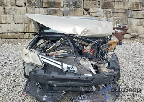 2014 Toyota Camry L z USA, uszkodzony, nr VIN 4T4BF1FK3ER397839